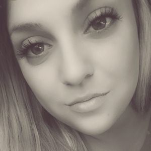 Meet your Posher, Leah